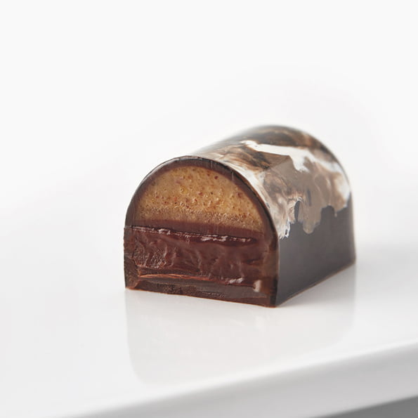 Bachour Buffets - Antonio Bachour 512 sidor av: Delad choklad